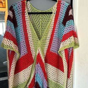 short sleeved crocheted poncho with fringe front n back